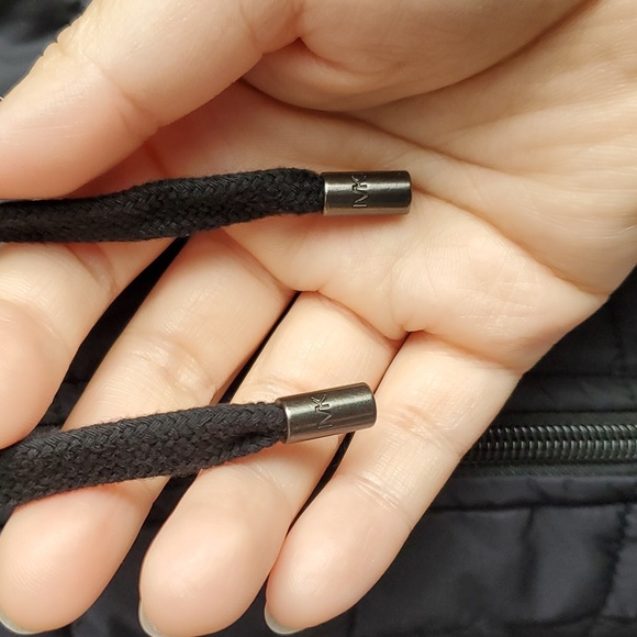 Michael Kors Black Vest with hood in Small - Picture 7 of 7